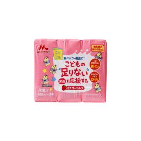 Morinaga Calcium and DHA enriched Strawberry milk 3x125 ml